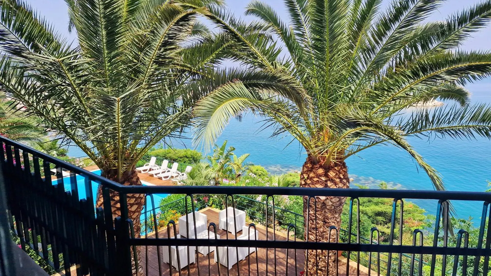 Appart hôtel Villa Anita Apartments Capo dʼOrlando