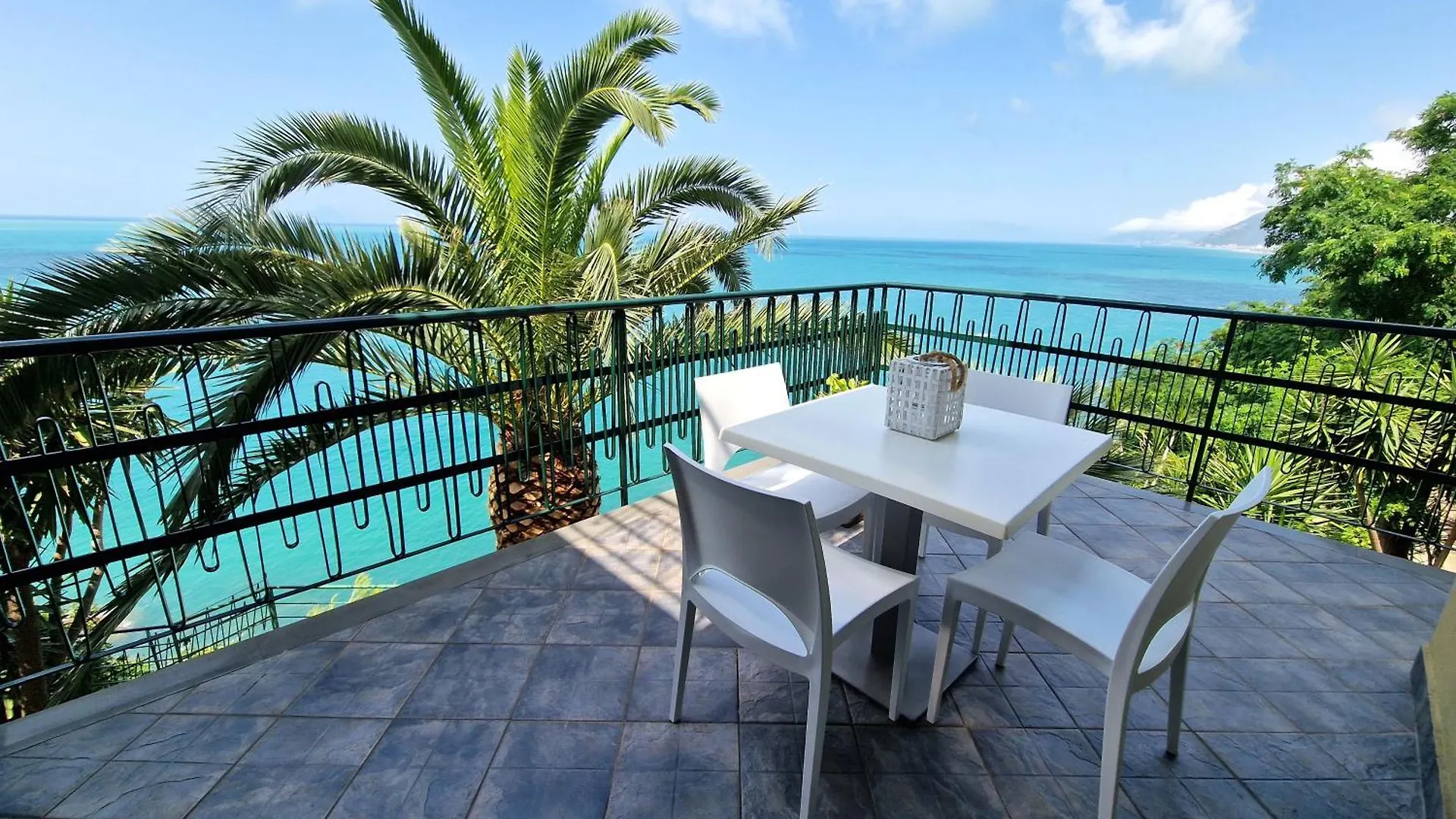 Villa Anita Apartments Capo dʼOrlando Appart hôtel