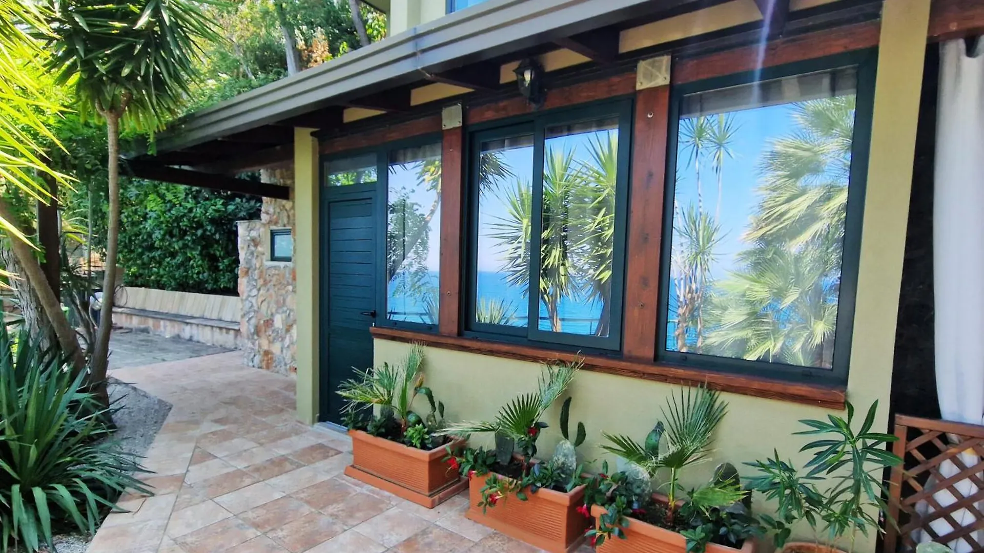 Villa Anita Apartments Capo dʼOrlando