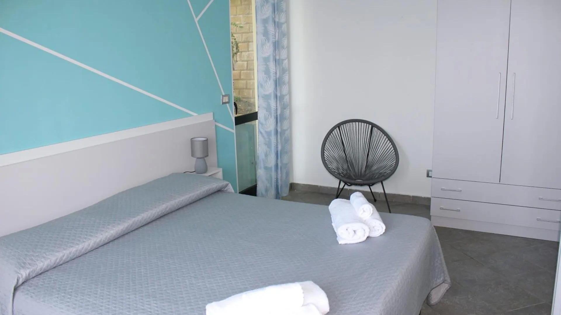 Villa Anita Apartments Capo dʼOrlando
