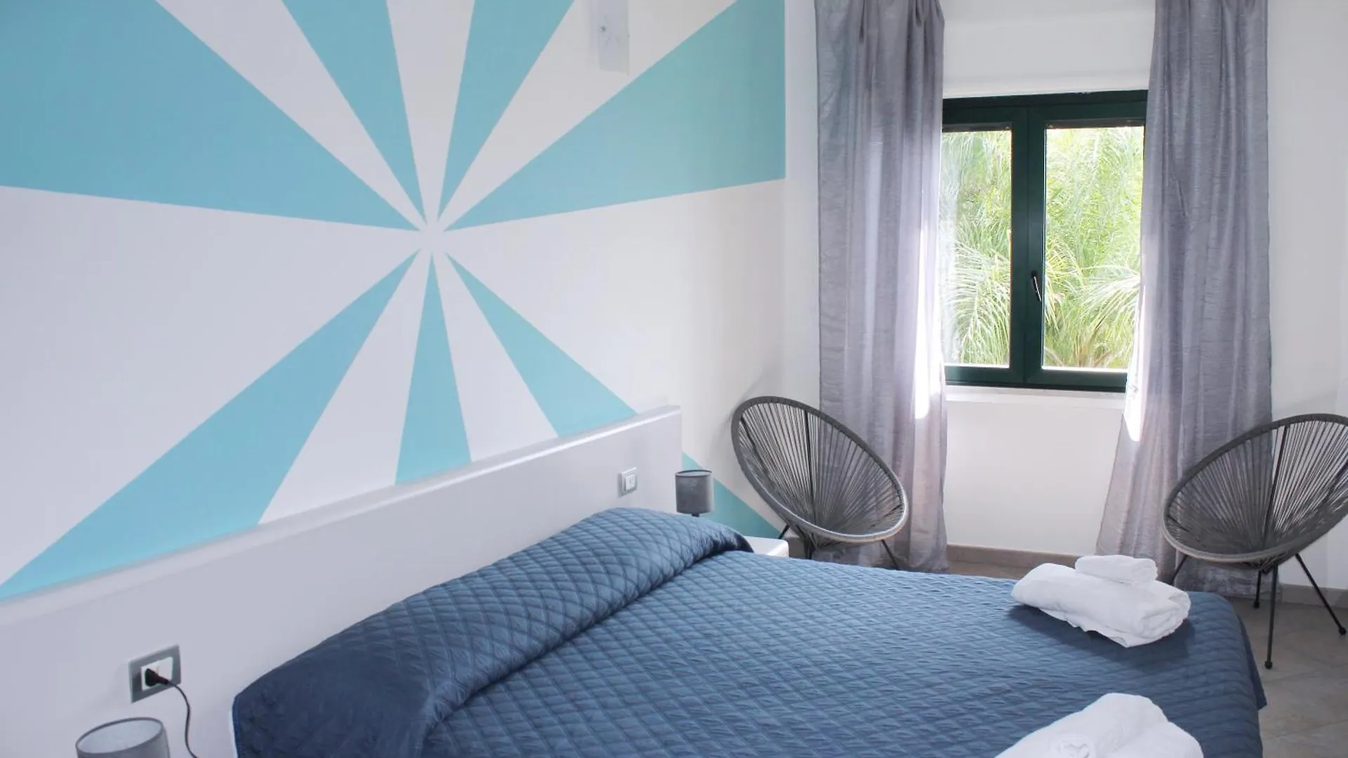 Appart hôtel Villa Anita Apartments Capo dʼOrlando