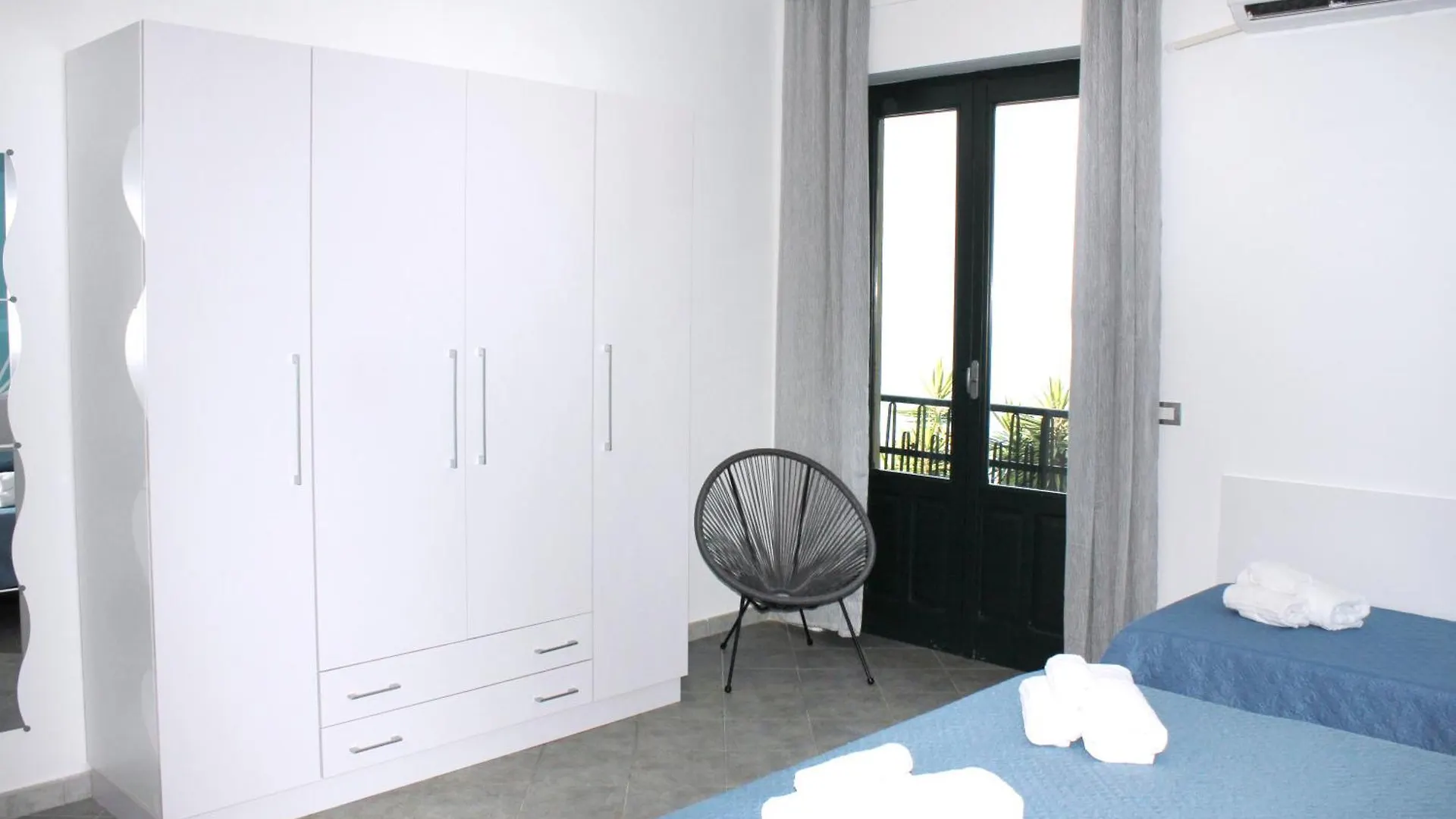**** Appart hôtel Villa Anita Apartments Capo dʼOrlando Italie