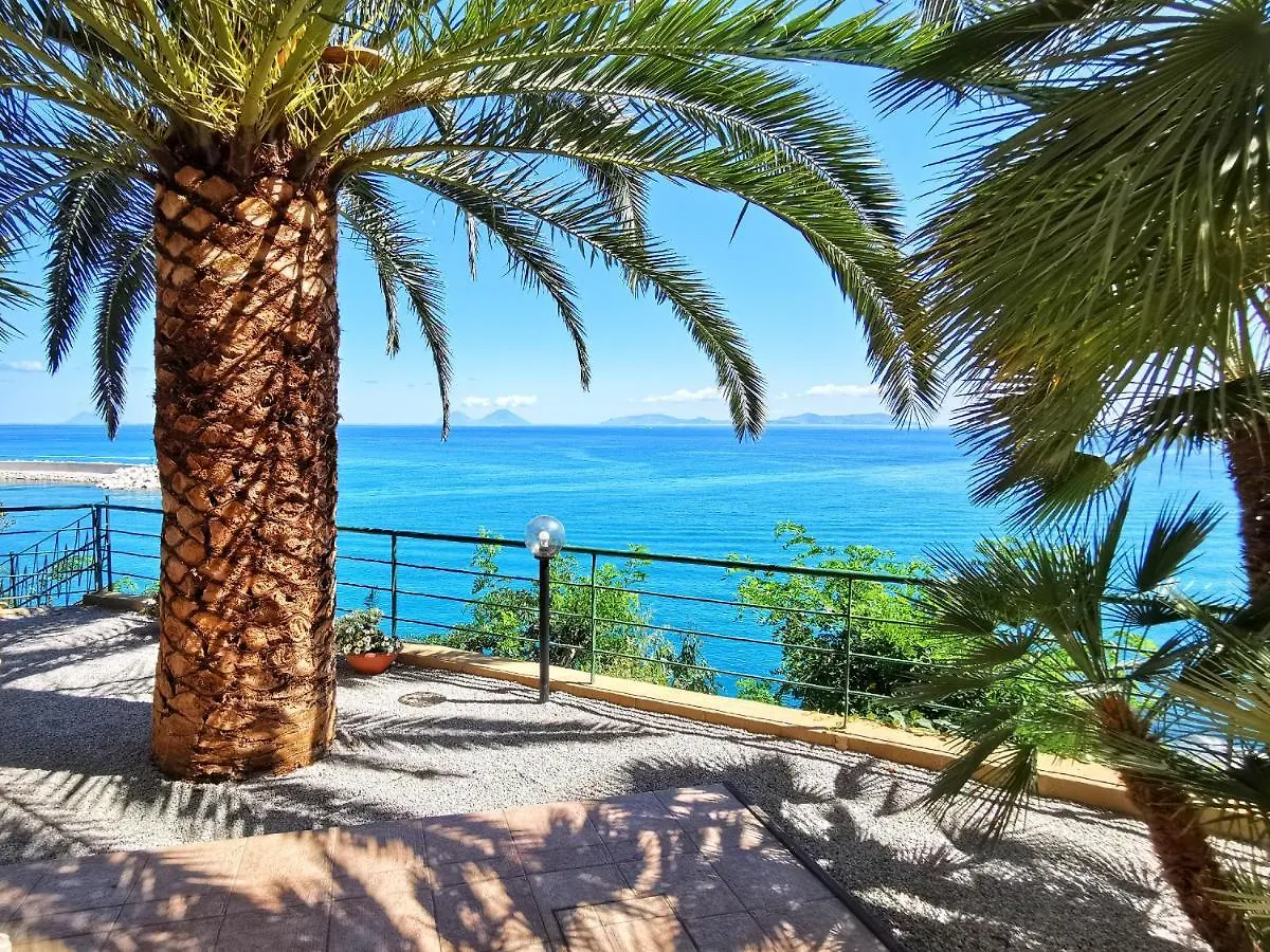 **** Aparthotel Villa Anita Apartments Italy