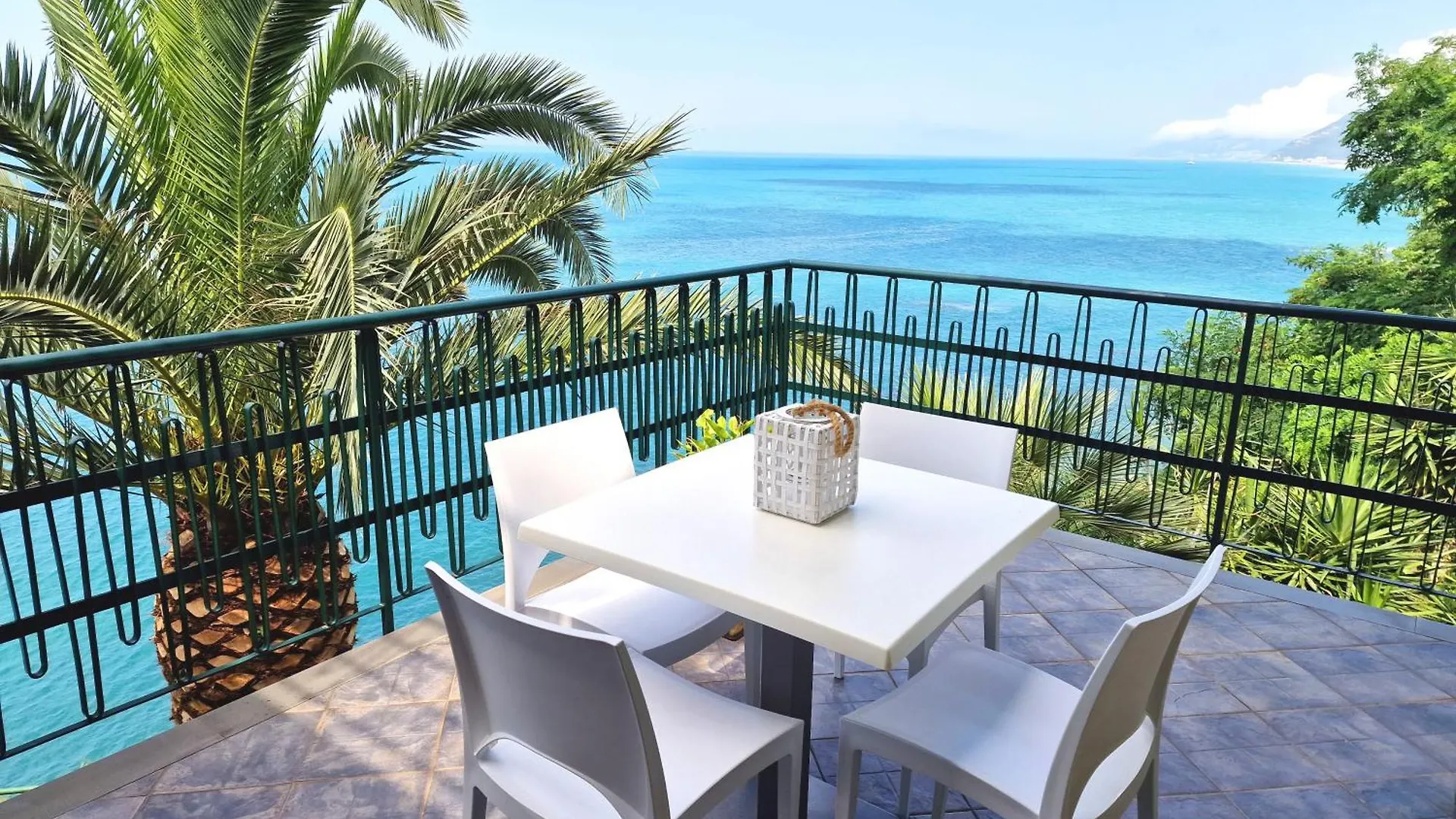 Villa Anita Apartments 4*, Capo d'Orlando